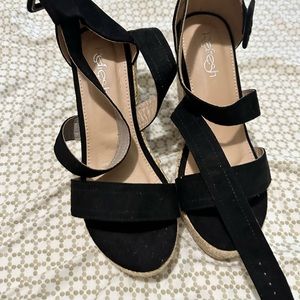 Closet candy wedge sandal